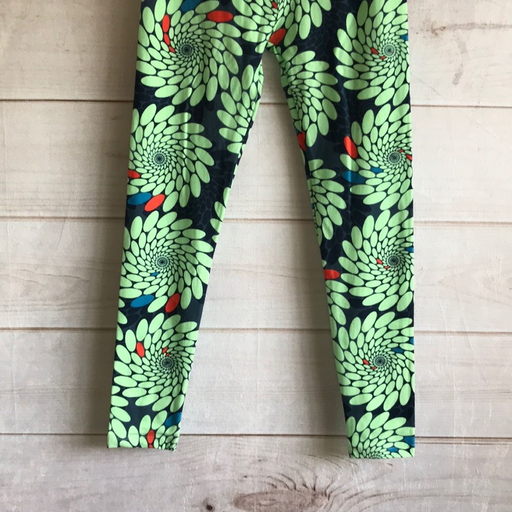 Lularoe Leggings - Picture 3 of 6